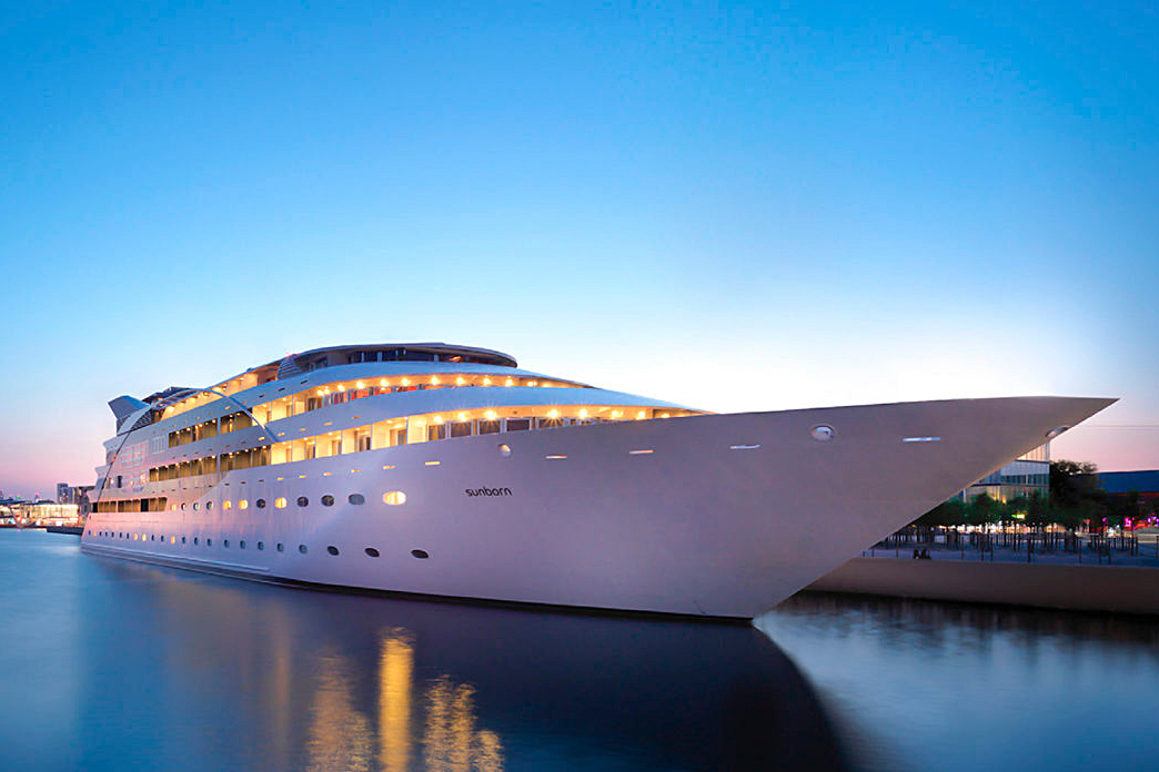 sunborn princess yacht hotel